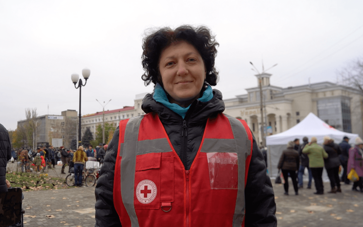 Kherson volunteers risked their lives to help others during Russian occupation