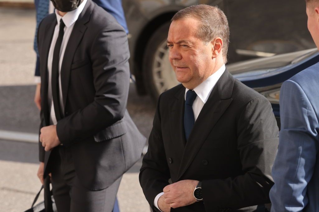 Medvedev says Ukraine's NATO membership would lead to war