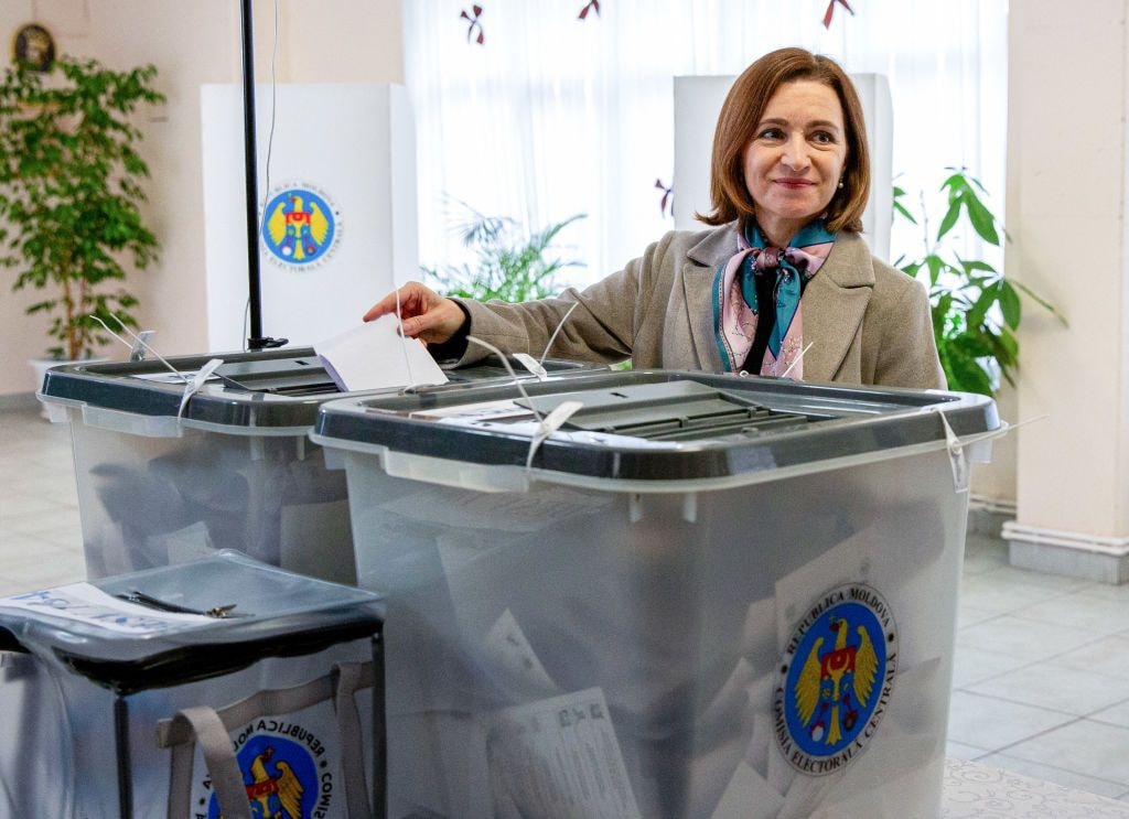 Moldovan President Sandu approves changes to treason law despite concerns from opposition, Amnesty International