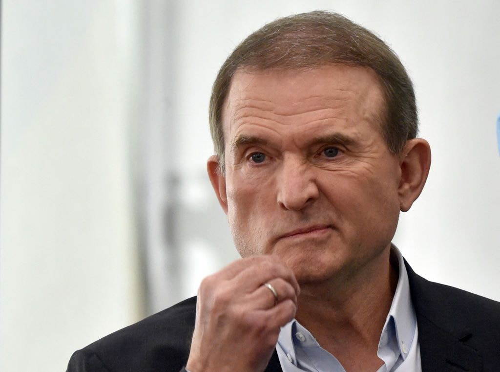 EU sanctions Medvedchuk, Marchevskyi, Voice of Europe