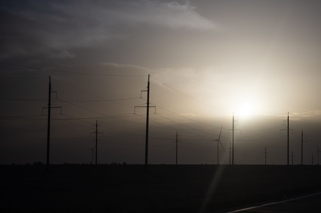 Slovakia to increase electricity supplies to Ukraine during colder months, Slovak president says