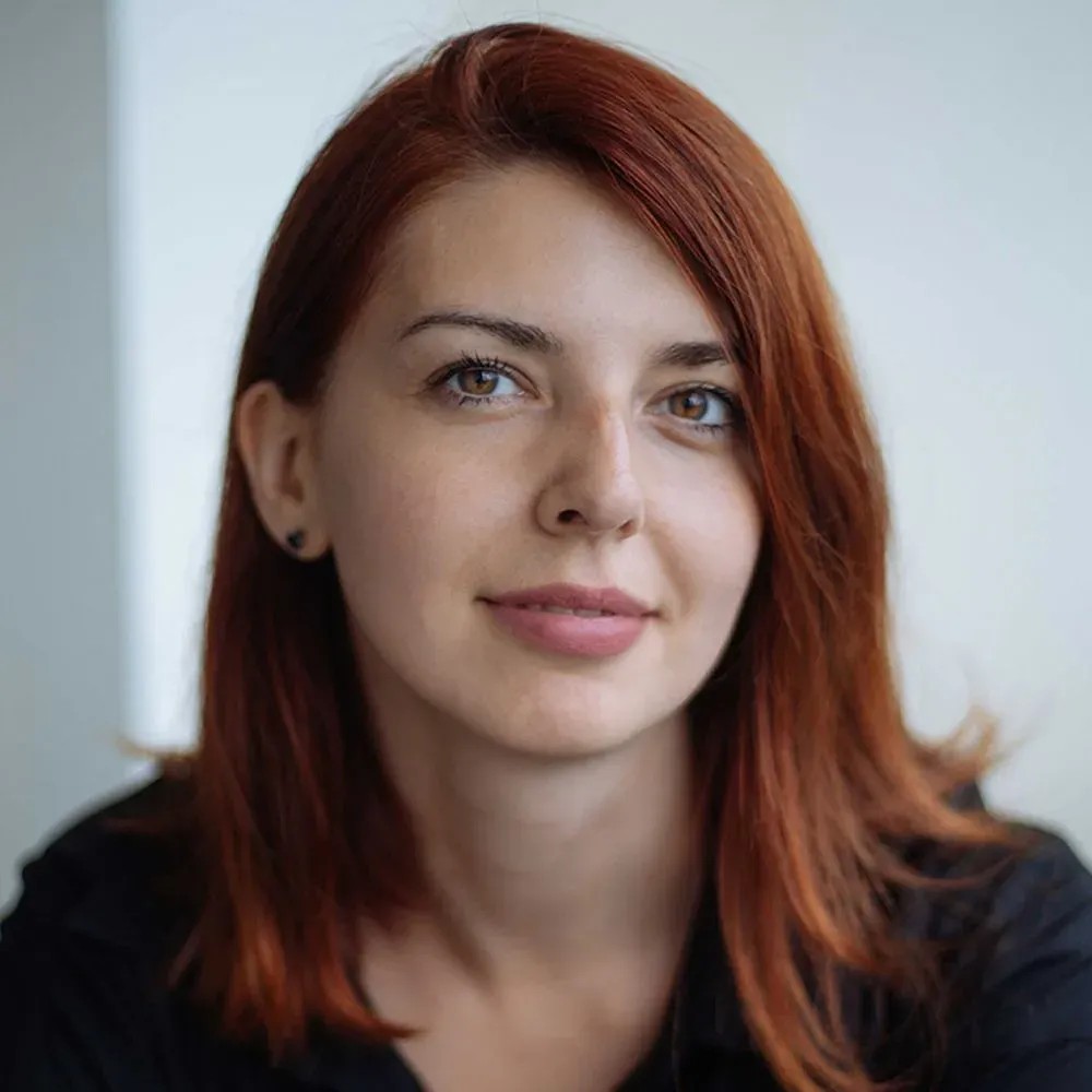 Olena Makarenko photo