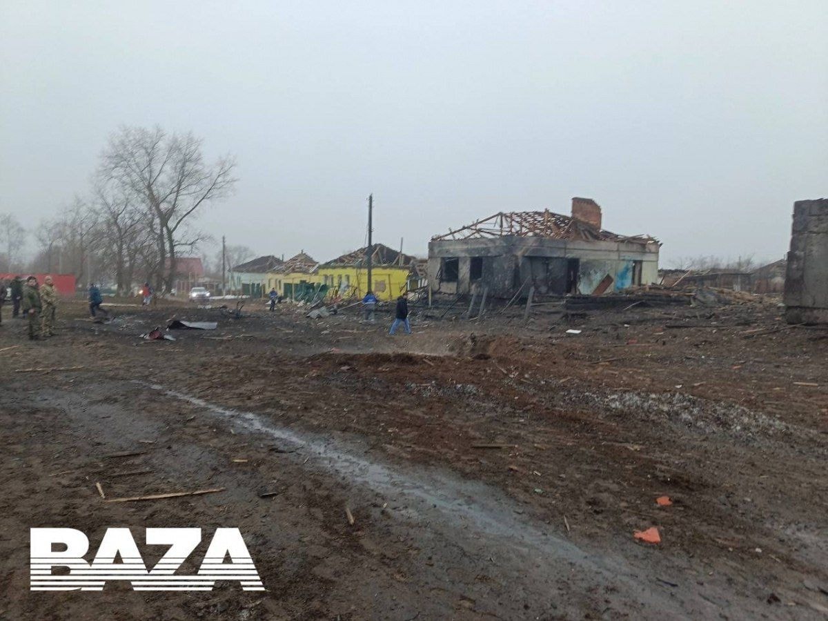 Russian missile reportedly hits Russian village amid latest mass attack on Ukraine