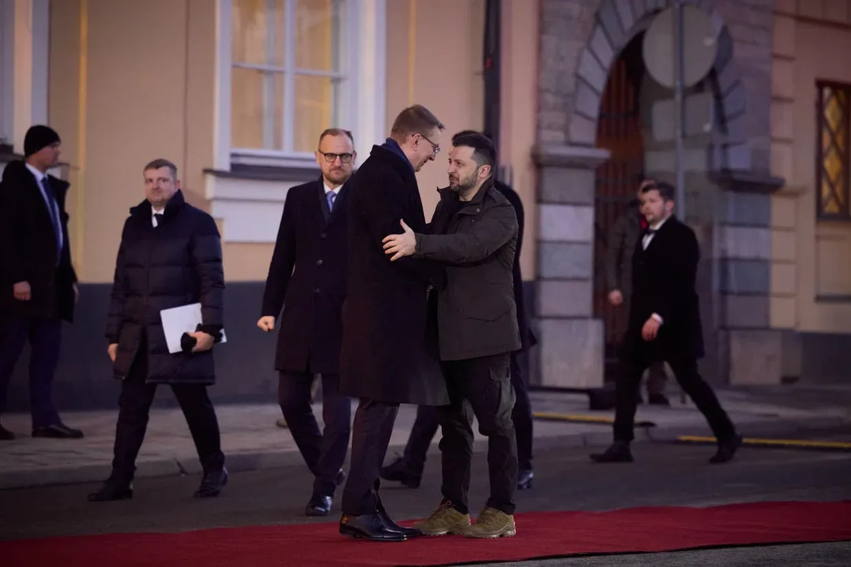 Ukraine war latest: Latvia announces new aid for Kyiv, including artillery, munitions, helicopters