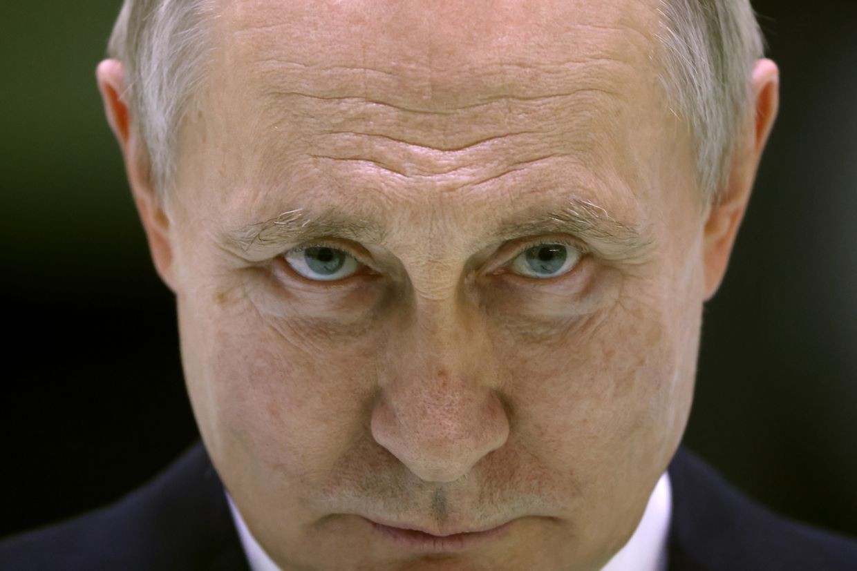 Putin 'constantly' considers successors, has list of candidates, Russian leader says in documentary
