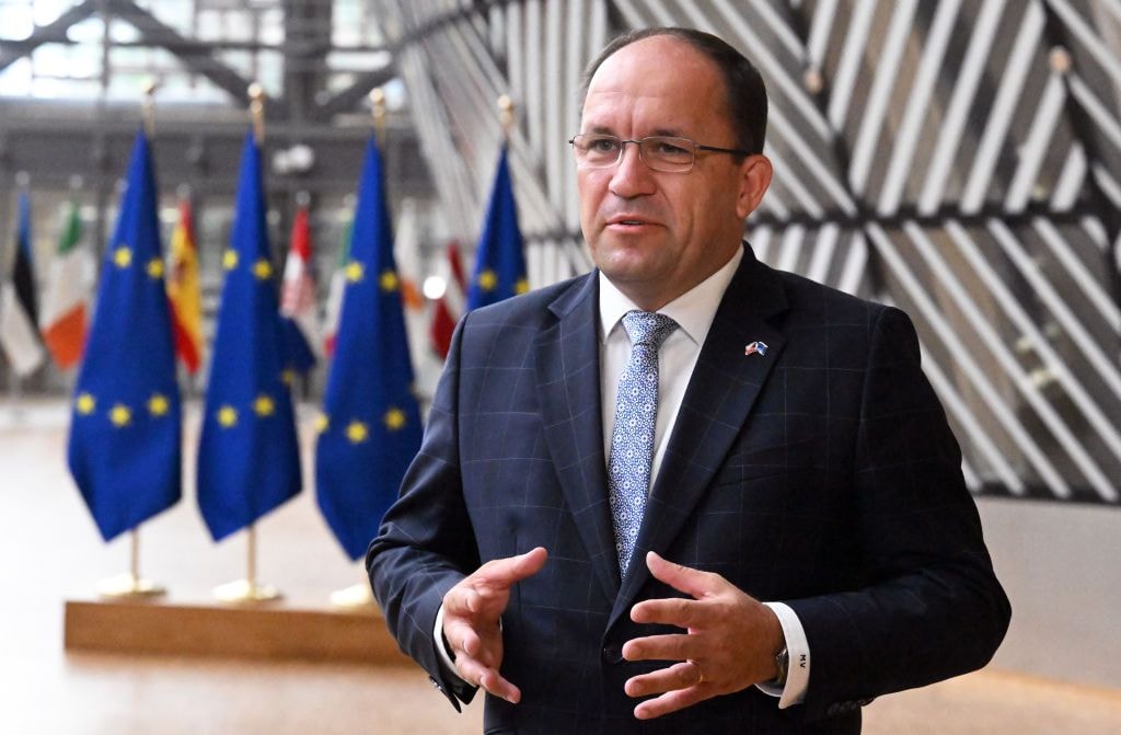 Czechia to propose EU-wide grain import ban on Russia, Belarus