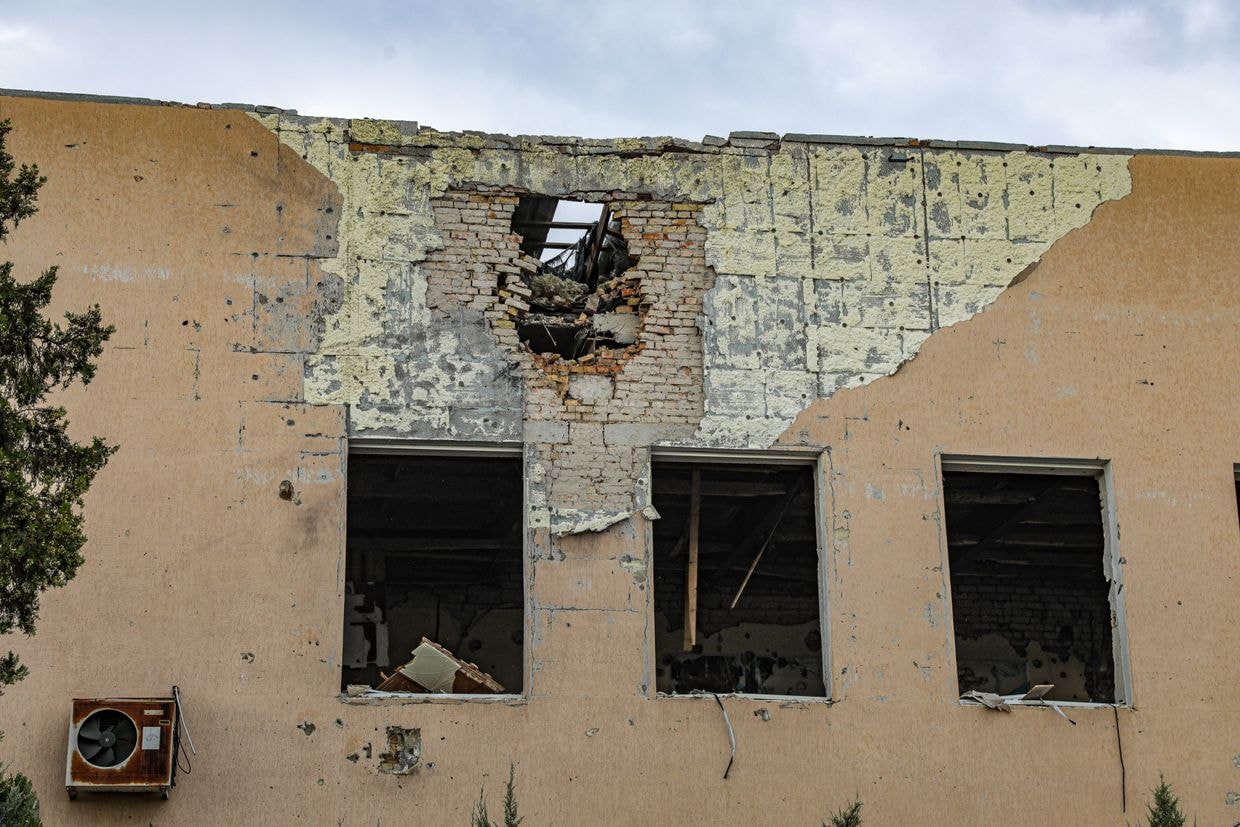 Authorities ban foreign humanitarian workers from parts of Kherson Oblast after French citizens killed in Russian attack