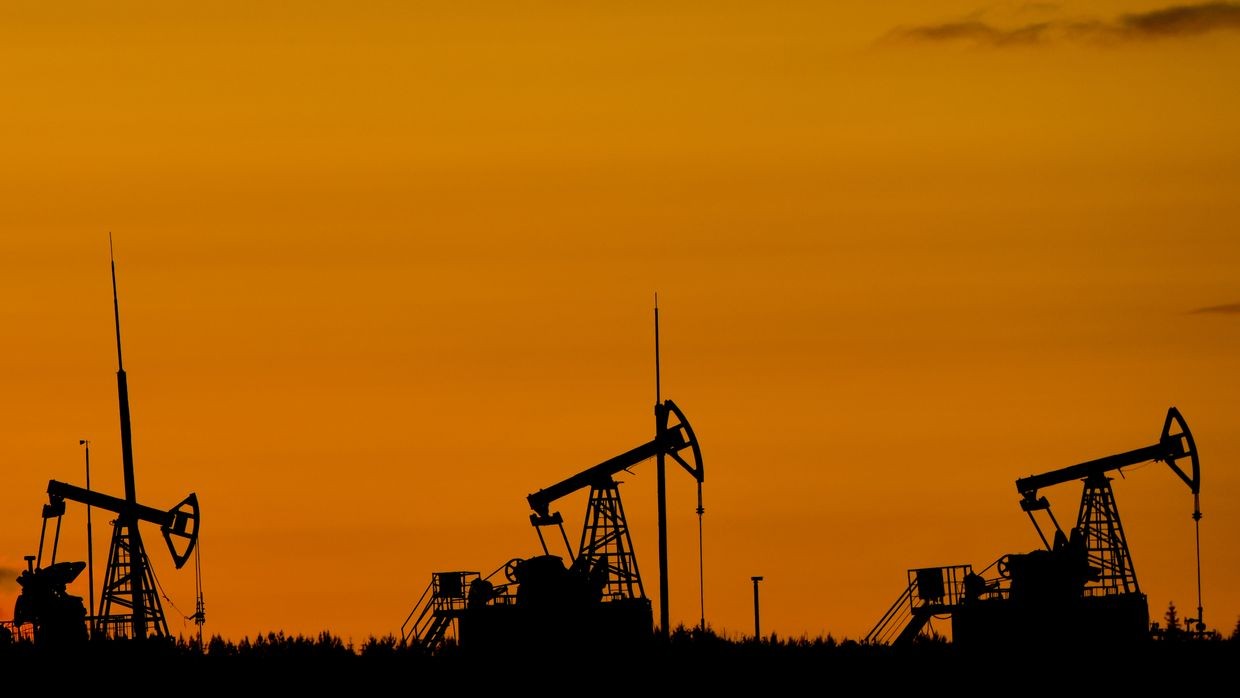 Russian oil flow to Hungary, Slovakia stable in July despite Lukoil ban, Bloomberg reports
