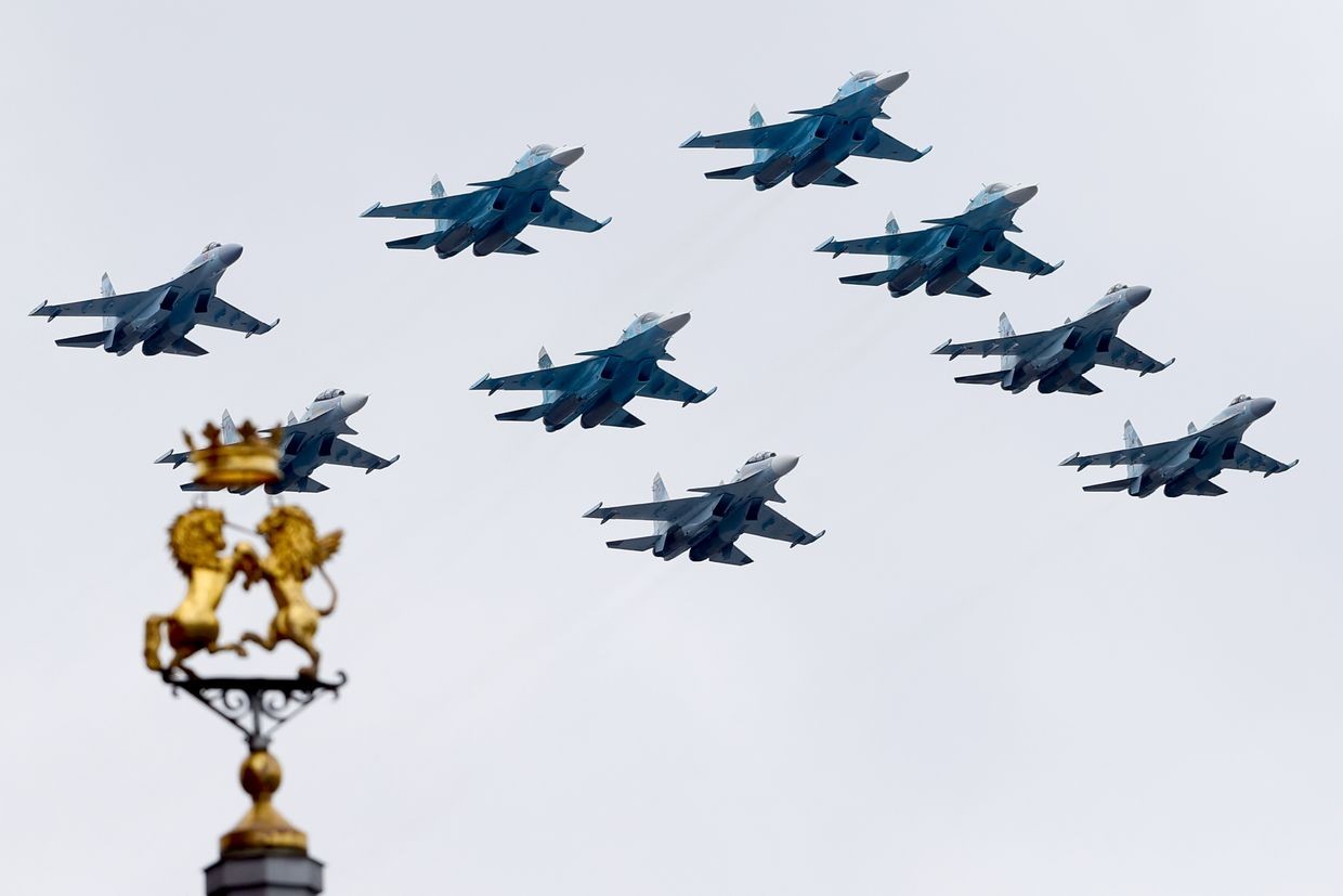 Ukraine destroyed 13 Russian military aircraft in 2 weeks. How?