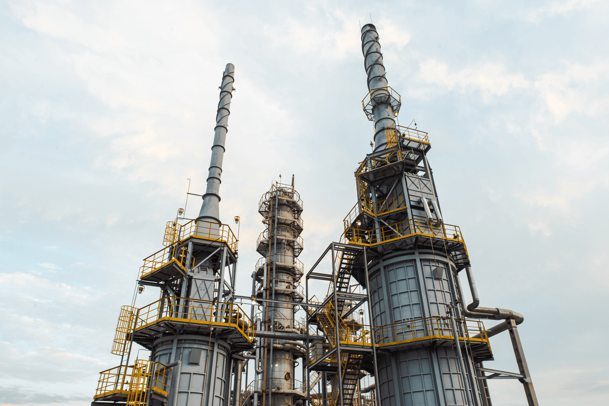 Ukrainian drone strike hits major oil refinery in Russia's Krasnodar Krai, HUR source claims