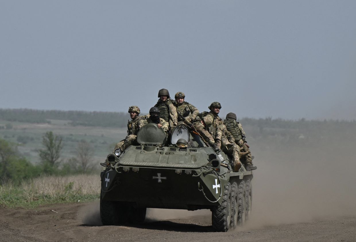 Europe quietly developing plan to send peacekeeping troops to Ukraine, AP reports