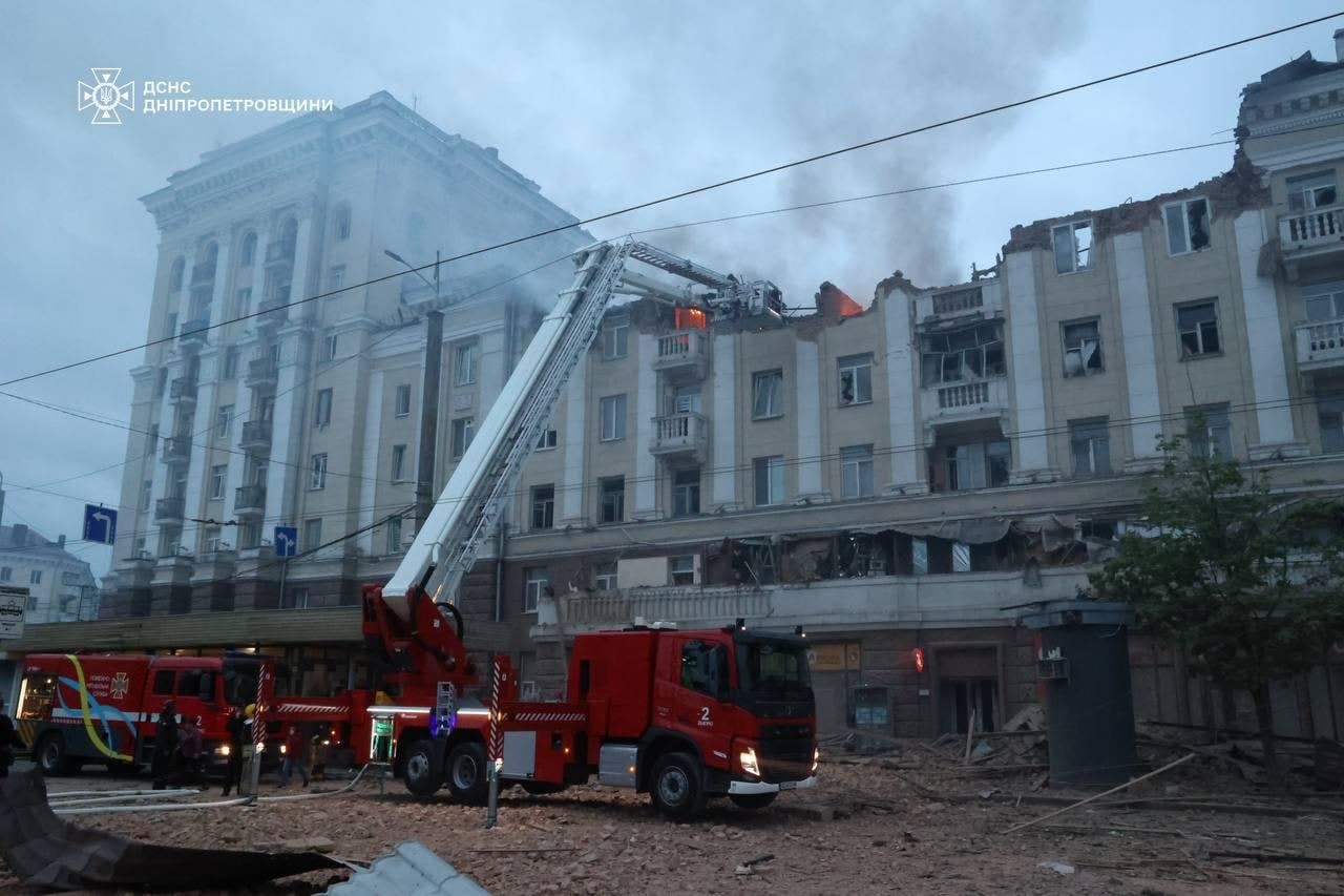 Russian attacks across Ukraine kill 12, injure 35 over past day