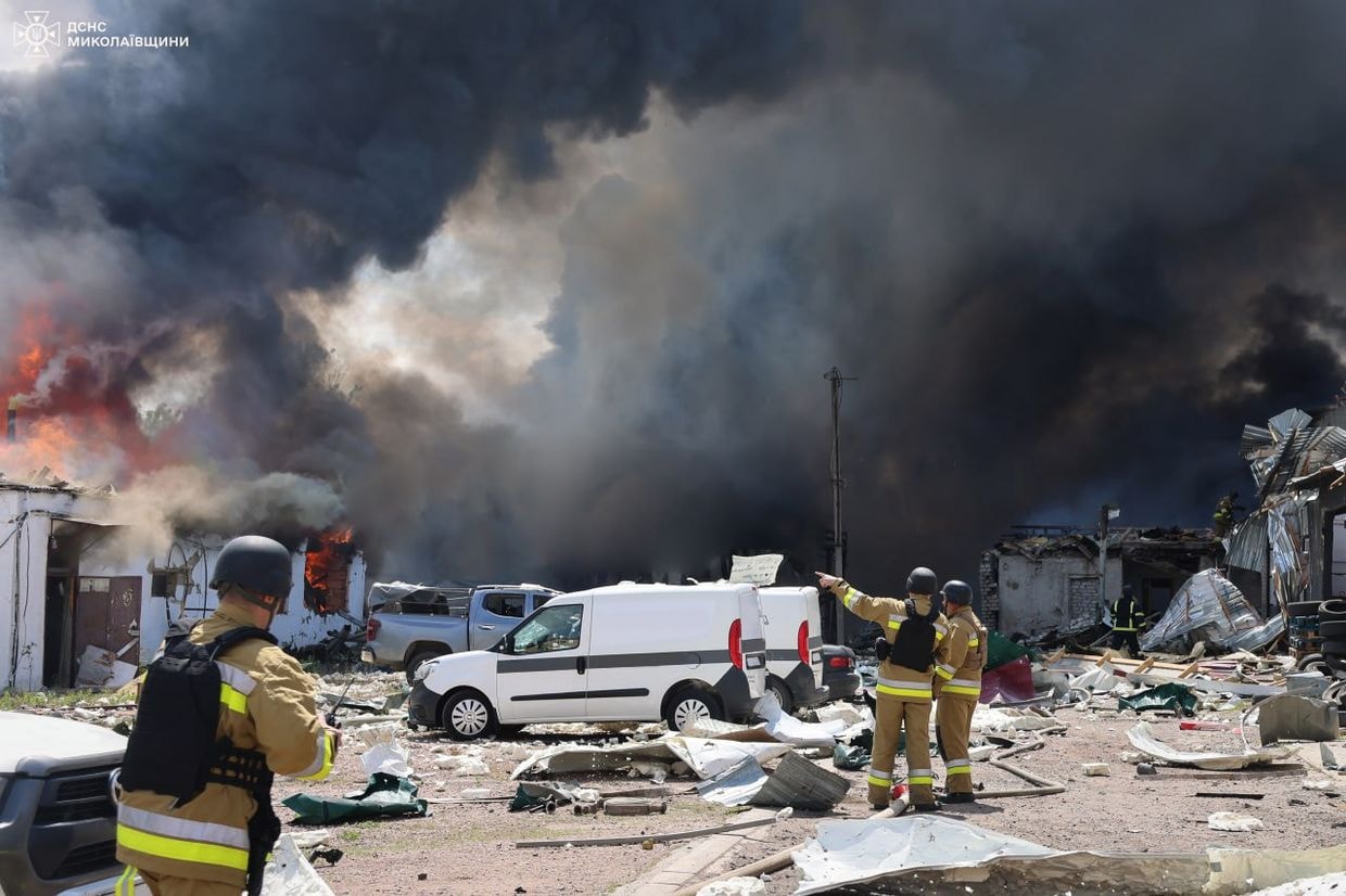 Updated: Russian attack on Mykolaiv injures 6