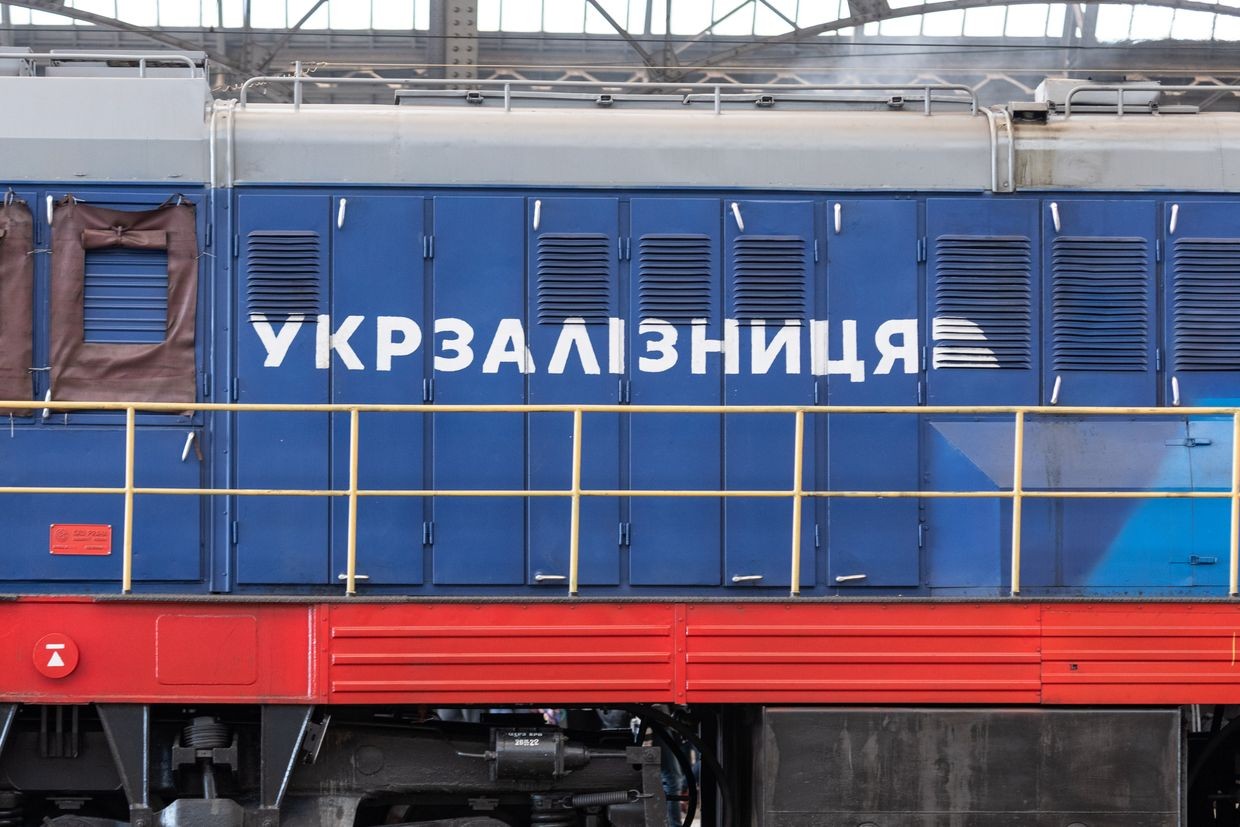 Ukrainian Railways partially renews online sales after cyberattack