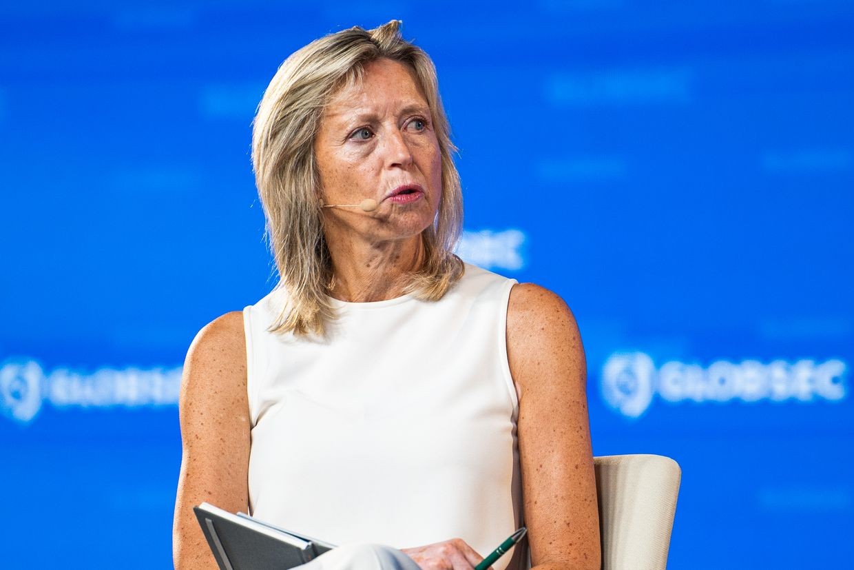 Ukraine Compact is 'bit of window dressing,' says former Dutch defense minister