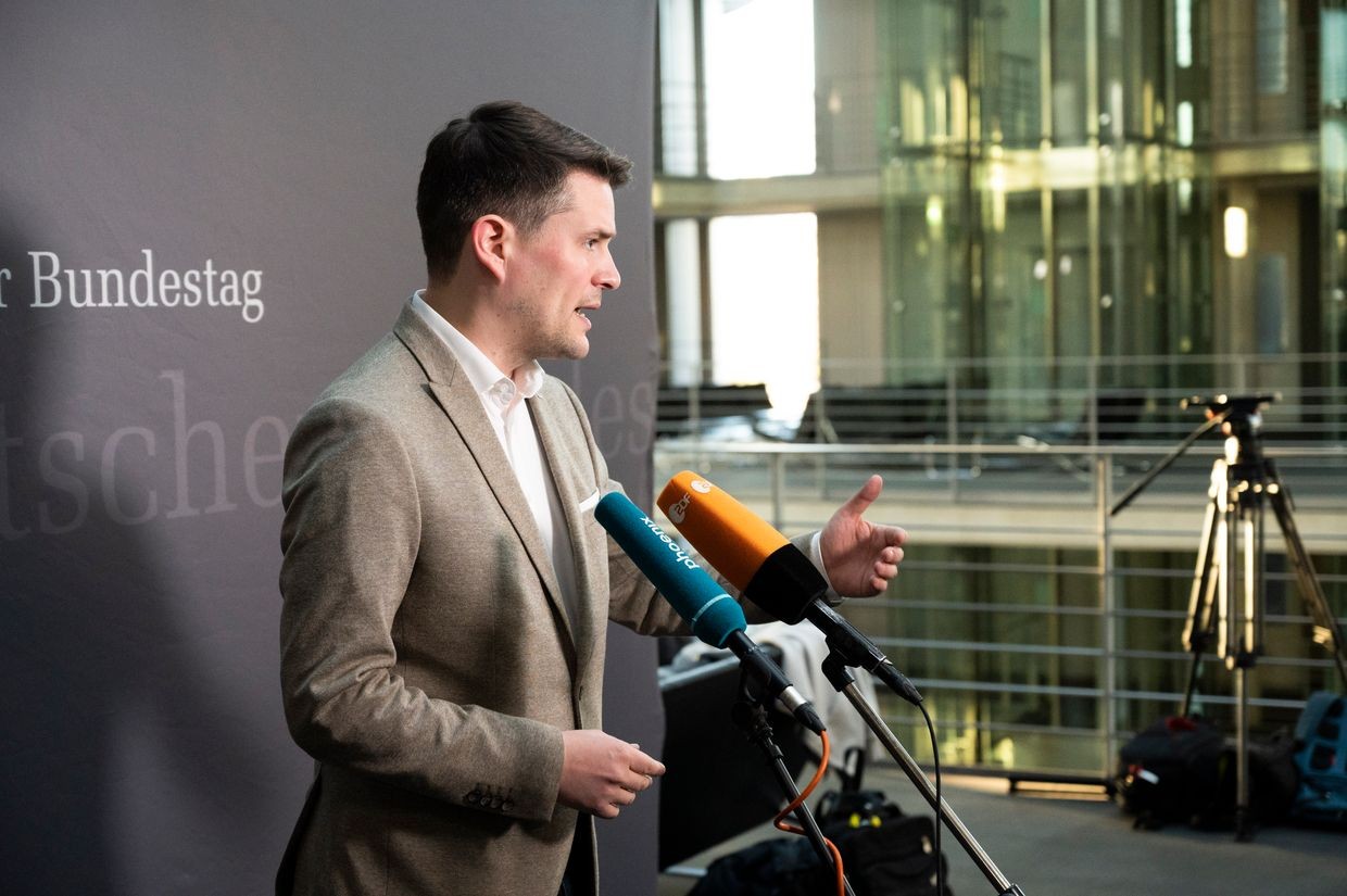 Ukraine may use German-supplied equipment in Kursk Oblast, Bundestag defense committee chair says