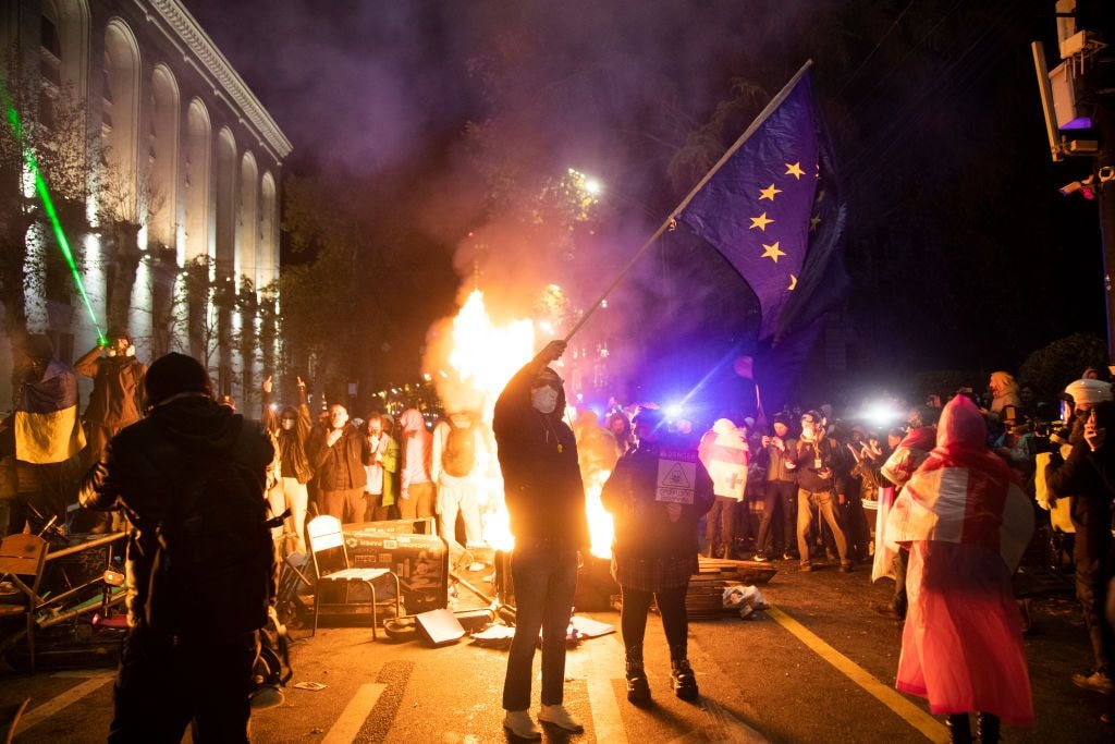 Kyiv denounces violence against Georgian protesters; Moscow compares pro-EU rally to Orange Revolution