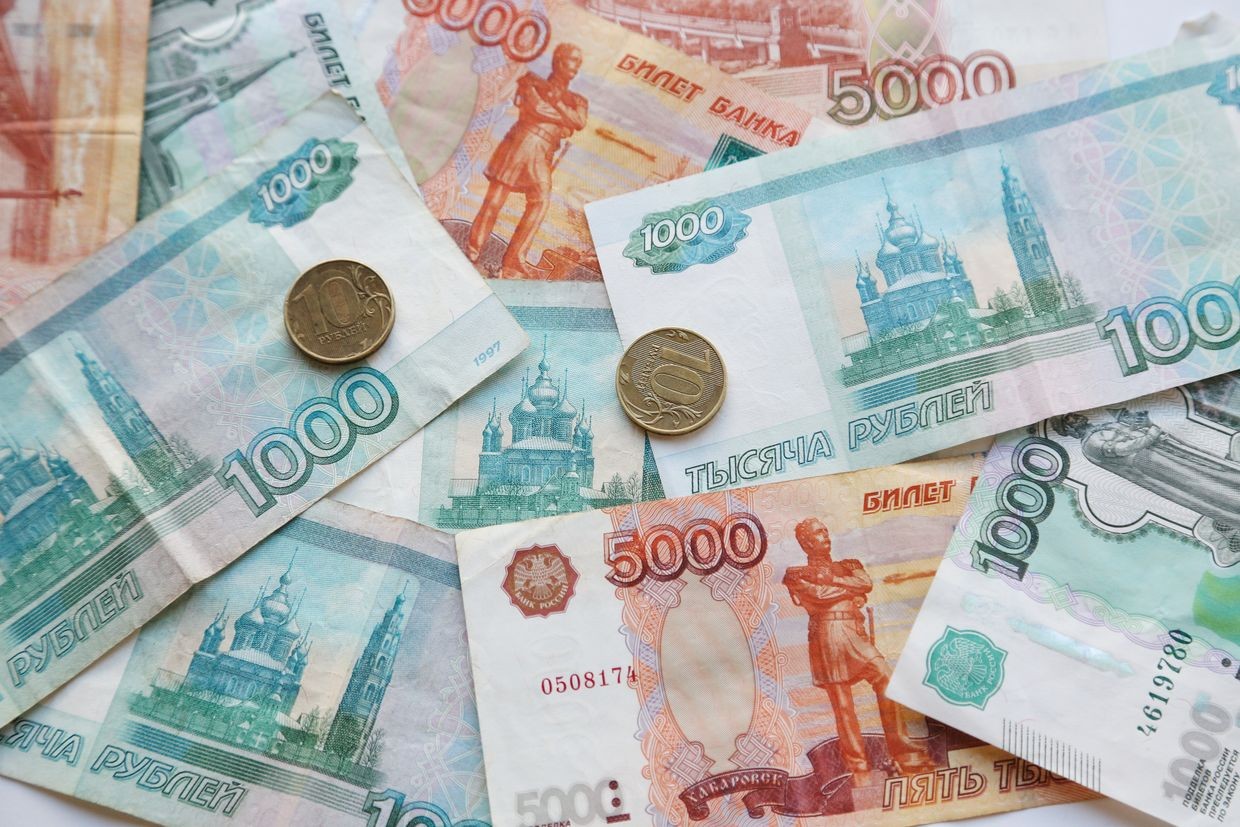 Russian authorities call for urgent tax increase to save national budget