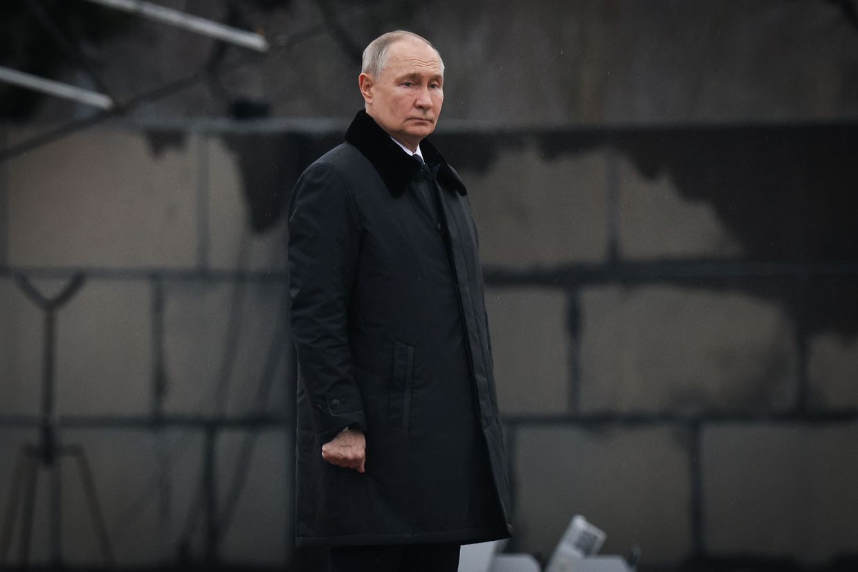 Putin claims Russia preparing 'security buffer zone' along Ukrainian border