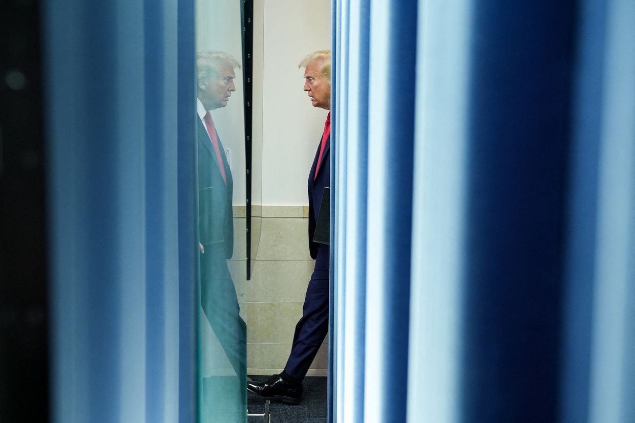 Trump unlikely to attend Russia-Ukraine peace talks in Istanbul, Bloomberg reports