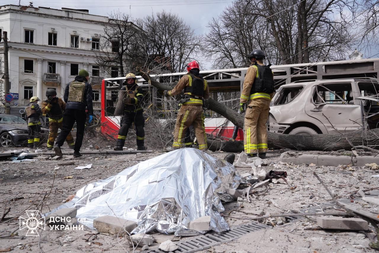 Russia 'mocking' US ceasefire efforts by attacks on Sumy, Kryvyi Rih, Polish FM says