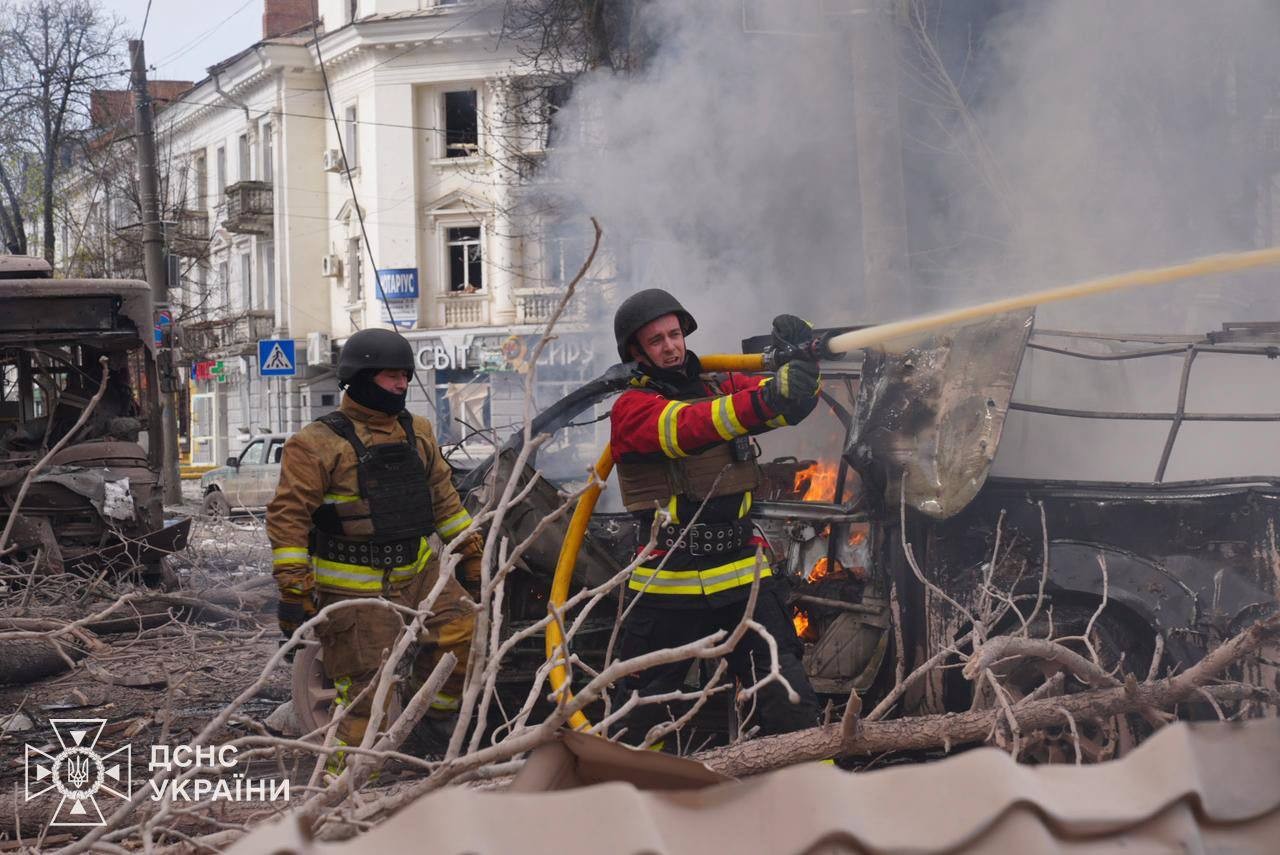 Russia used cluster munitions in deadly attack on Sumy, US ambassador says
