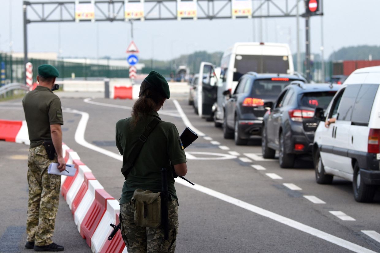 Almost 50,000 draft-age men detained trying to illegally cross border since 2022, Border Guard says