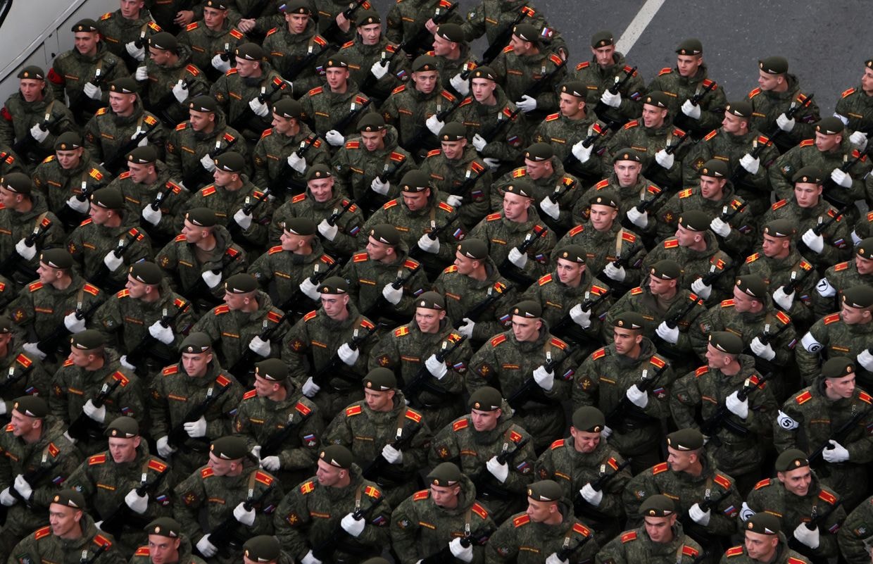 Russia has capacity to mobilize 5 million trained troops, Syrskyi says