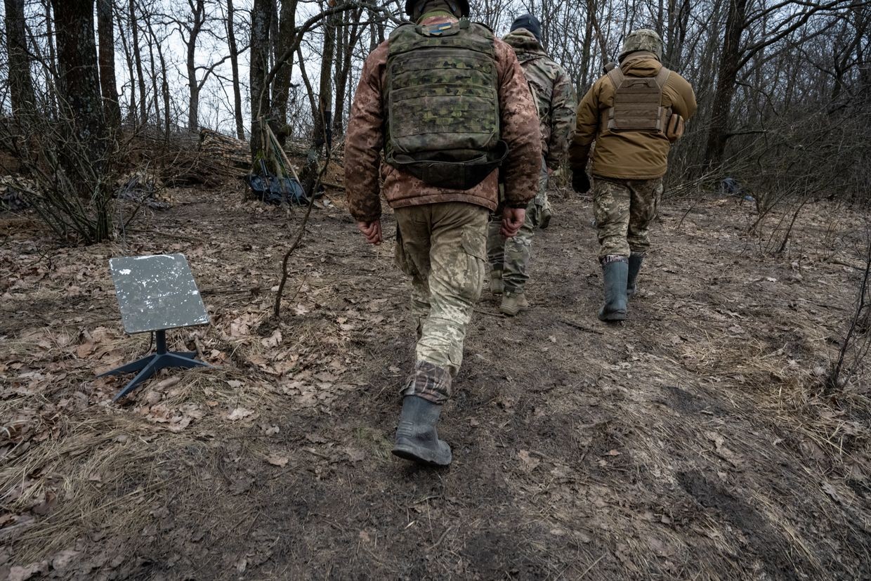 Half of Starlink terminals sent to Ukraine found in Russian-occupied areas, US agency says