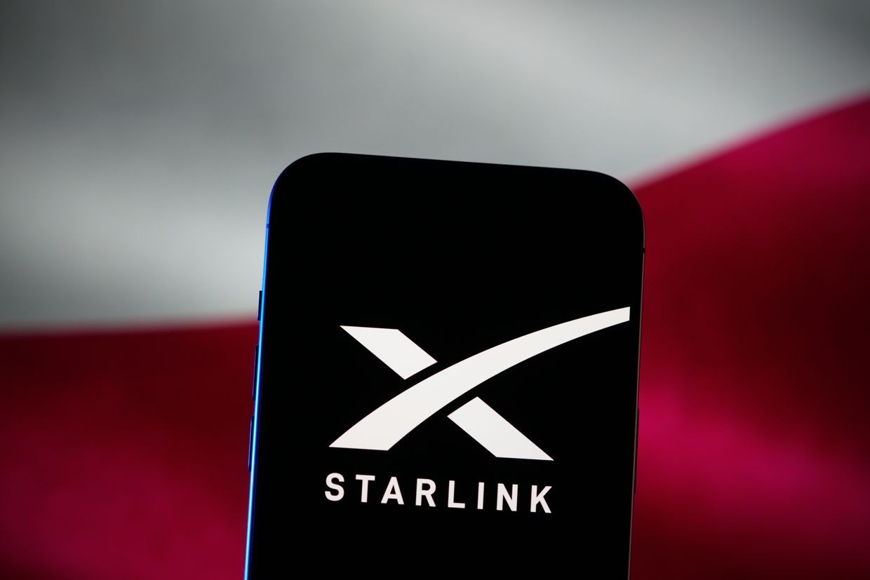 Ukraine receives 5,000 more Starlink terminals from Poland, minister says
