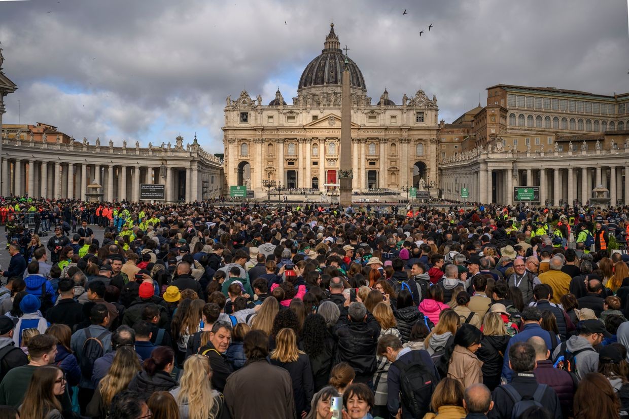 Zelensky arrives in Rome to attend Pope Francis's funeral
