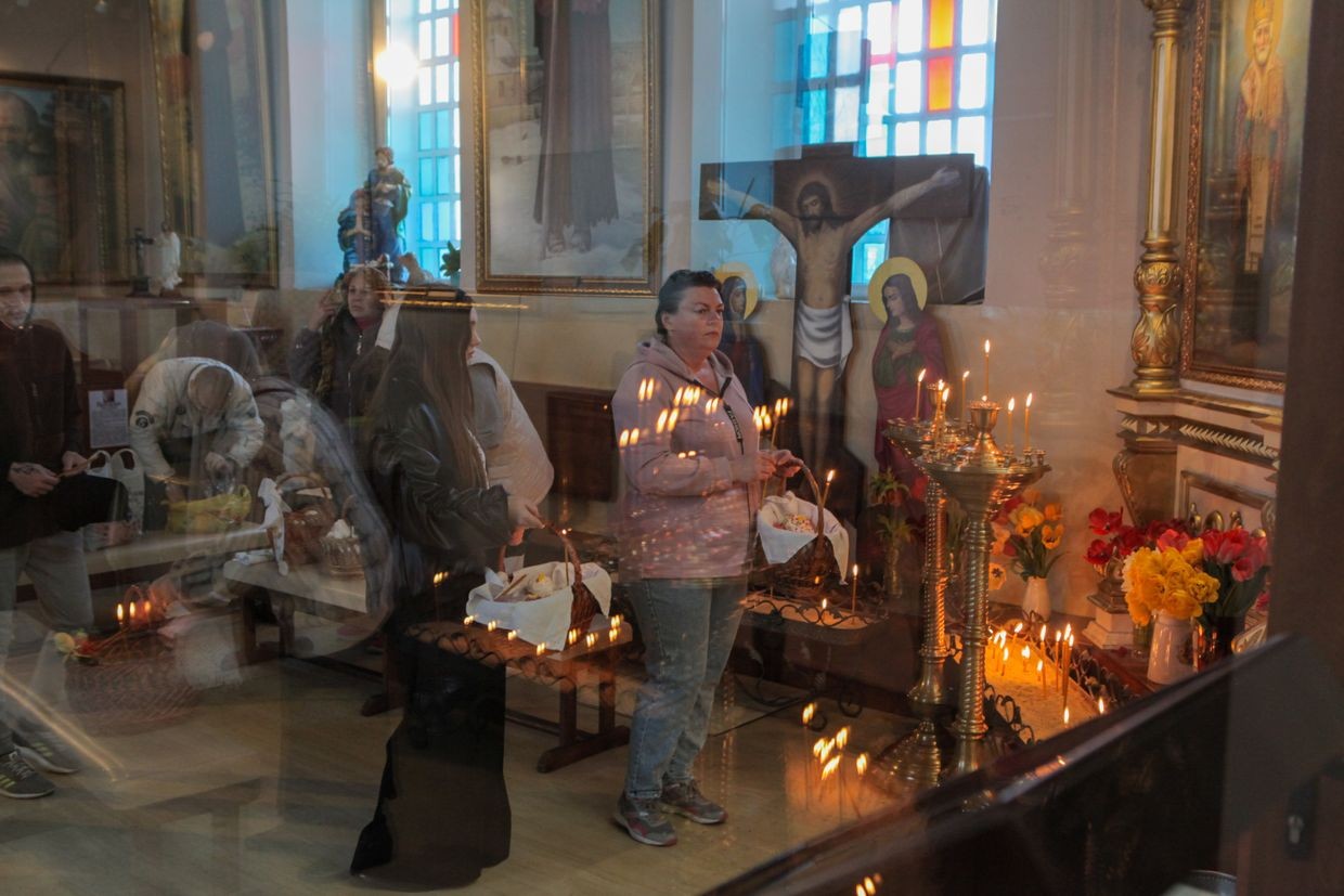 Kherson keeps Easter traditions alive under fire (Photos)