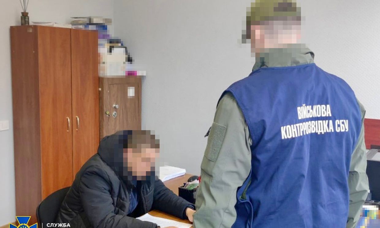 Ukraine detains instructor plotting killings of training base commanders on Russia's behalf, SBU says