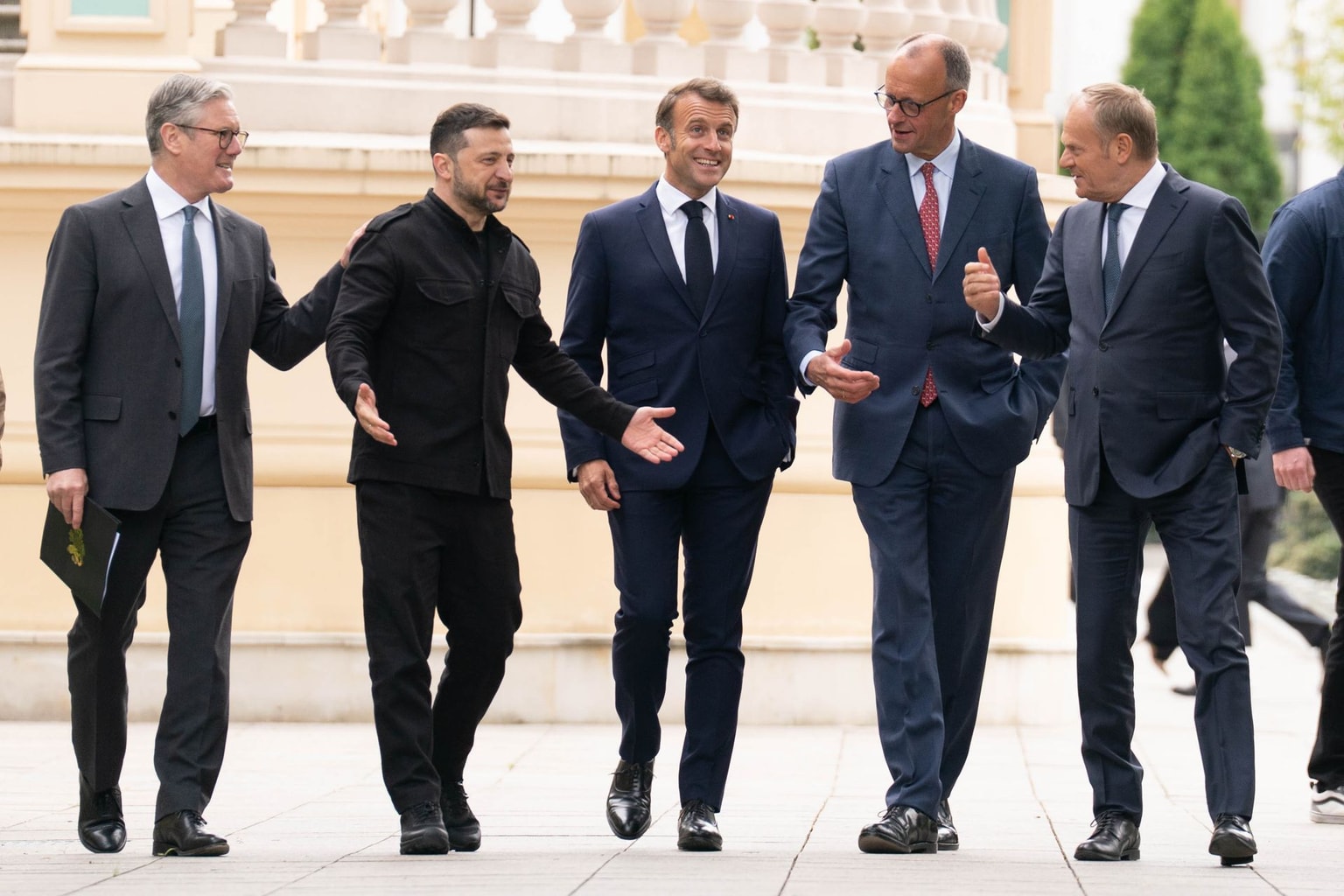 Ukraine, Europe back Trump's call to cease hostilities along current front line