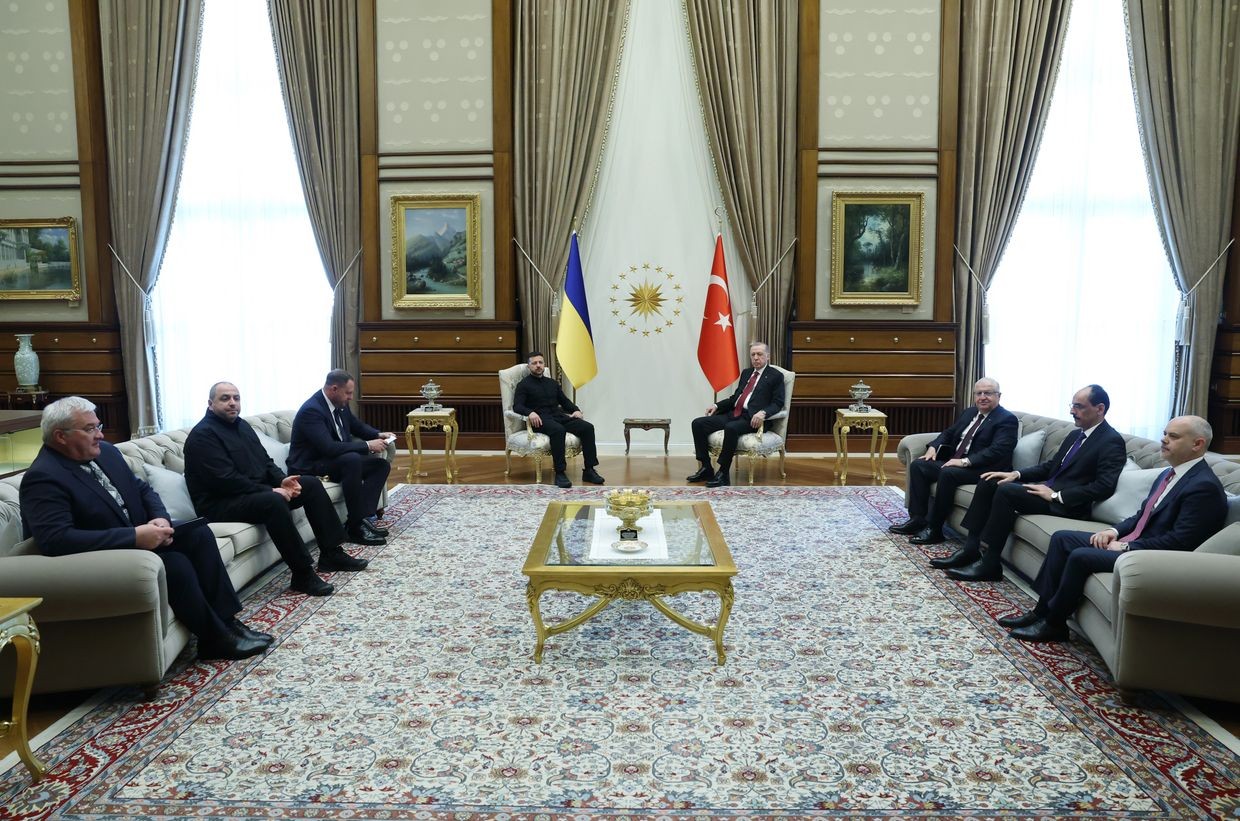SBU chief, defense minister join Zelensky in Turkey for potential peace talks