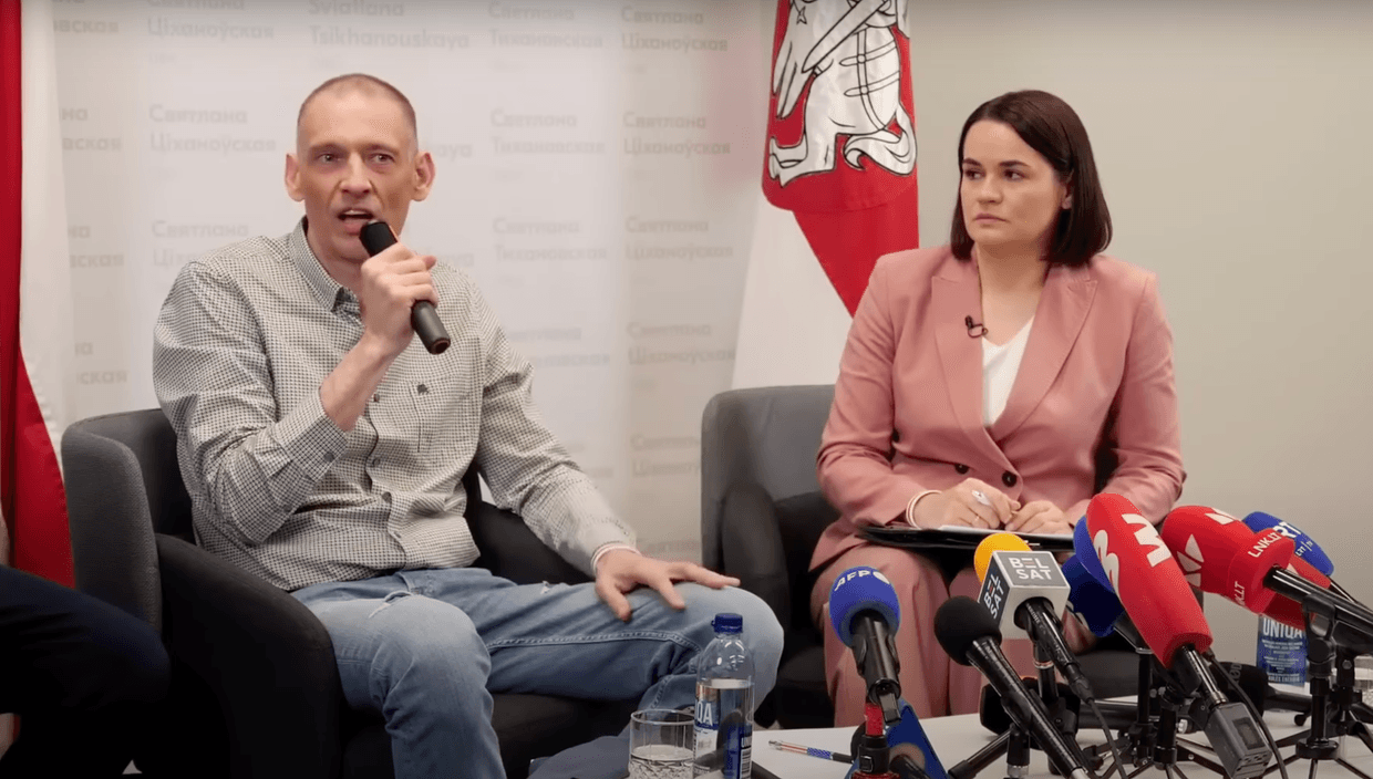 press conference by Siarhei Tsikhanouski and Sviatlana Tsikhanouskaya in Vilnius, Lithuania, on June 22, 2025. 