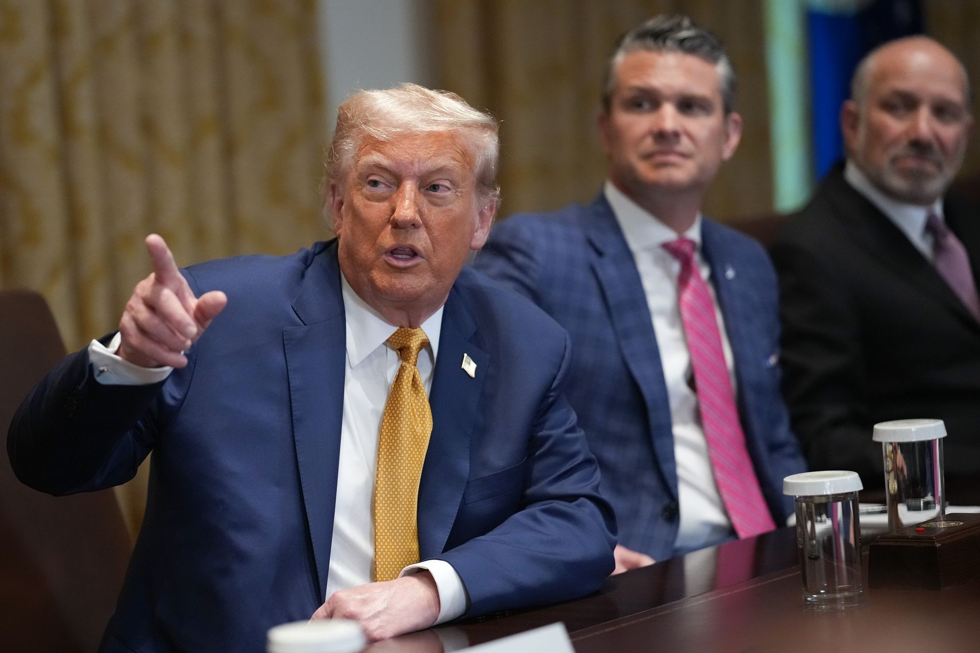 US confirms Trump ordered resumption of Ukraine military aid shipments
