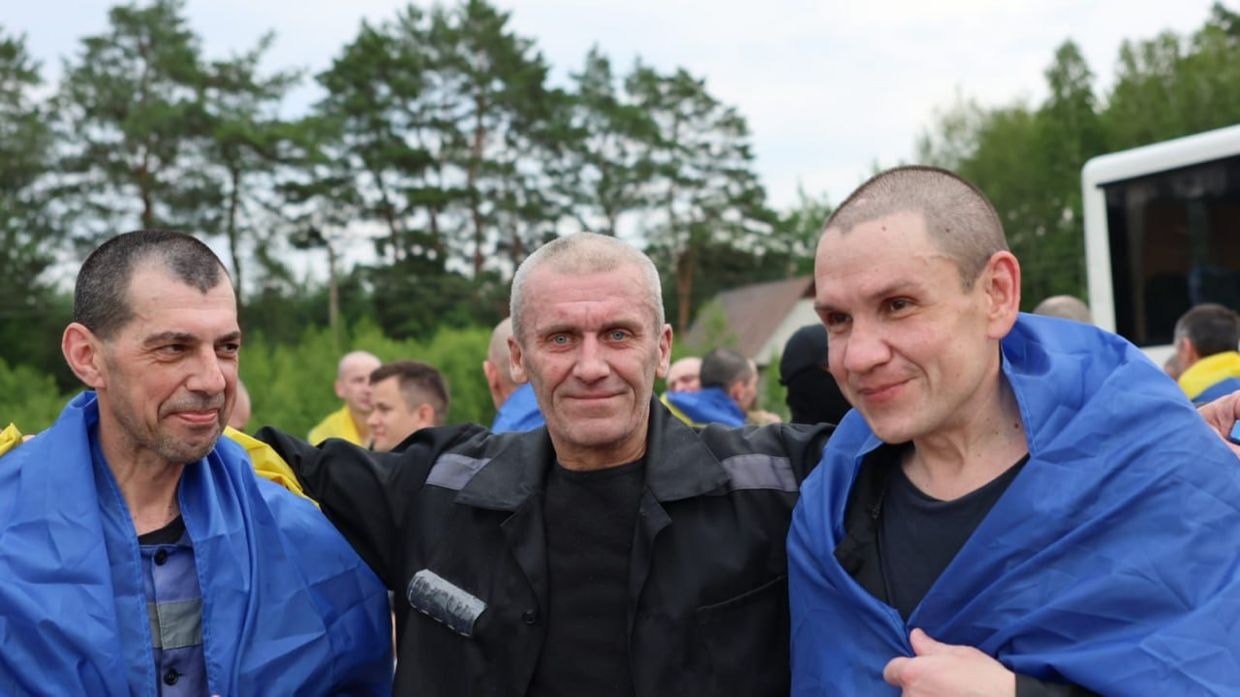 Ukraine, Russia conduct new POW exchange