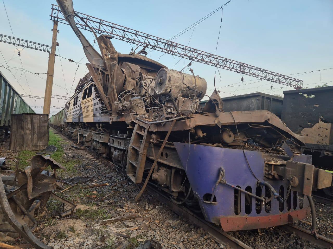 Russian attacks kill 7, injure 25 in Ukraine over past 24 hours; trains hit twice in one day