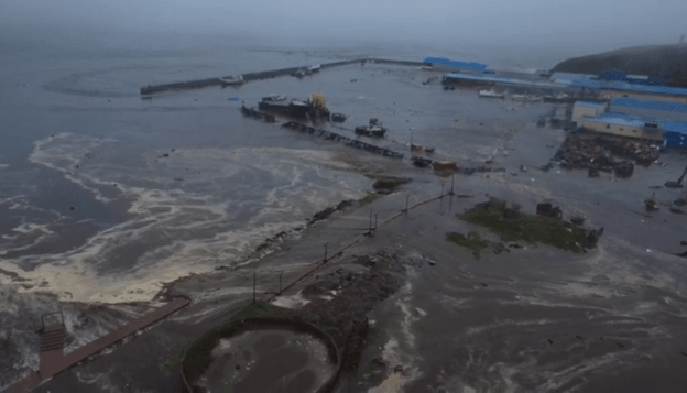 Powerful earthquake in Russia's Far East triggers tsunami warnings, evacuations in Japan and US