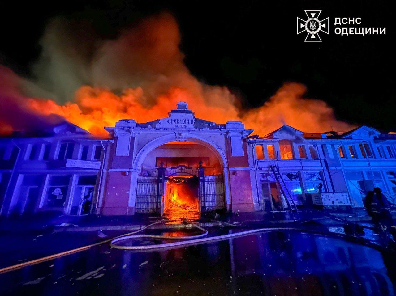 Fire engulfs iconic Odesa market amid Russian attack