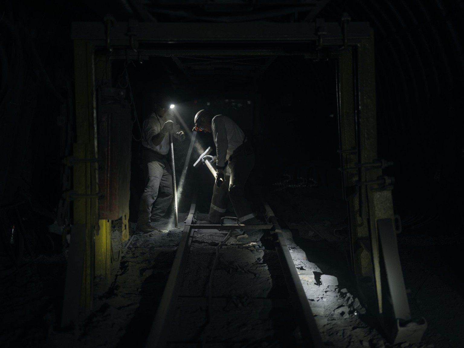 Nearly 150 Ukrainian miners rescued after Russian attack on mines, 1 worker killed