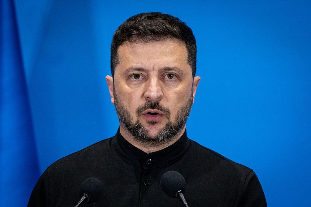 'No sign' Russia preparing for end to war, Zelensky says ahead of Trump-Putin summit