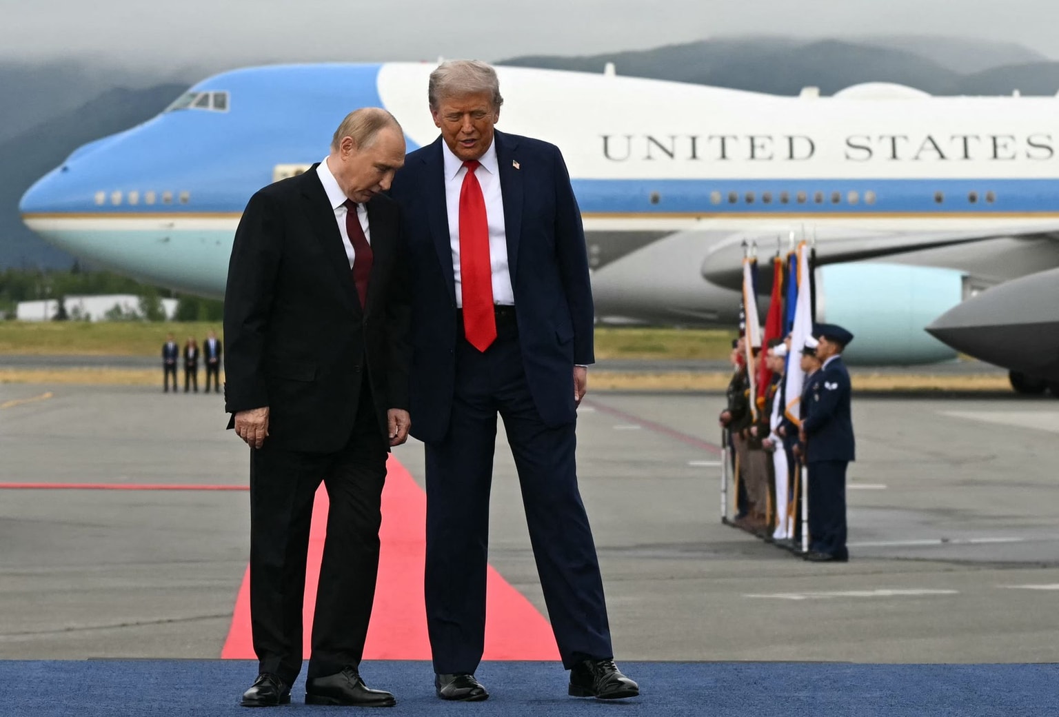 Trump says he will urge Putin to end the war or face the US sending Tomahawks to Ukraine