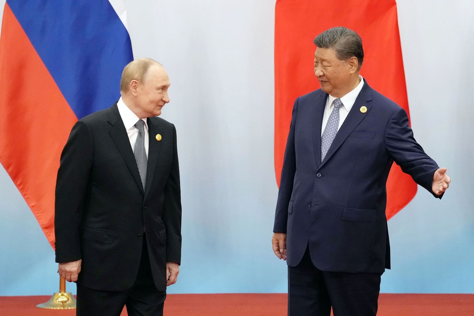 Xi Jinping (R) and Vladimir Putin (L) in Tianjin, China, on Sept. 1, 2025.