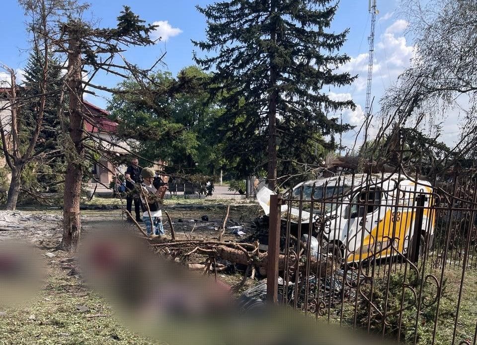 BREAKING: 'Pure terrorism' — At least 21 killed in Russian air strike on Donetsk Oblast village