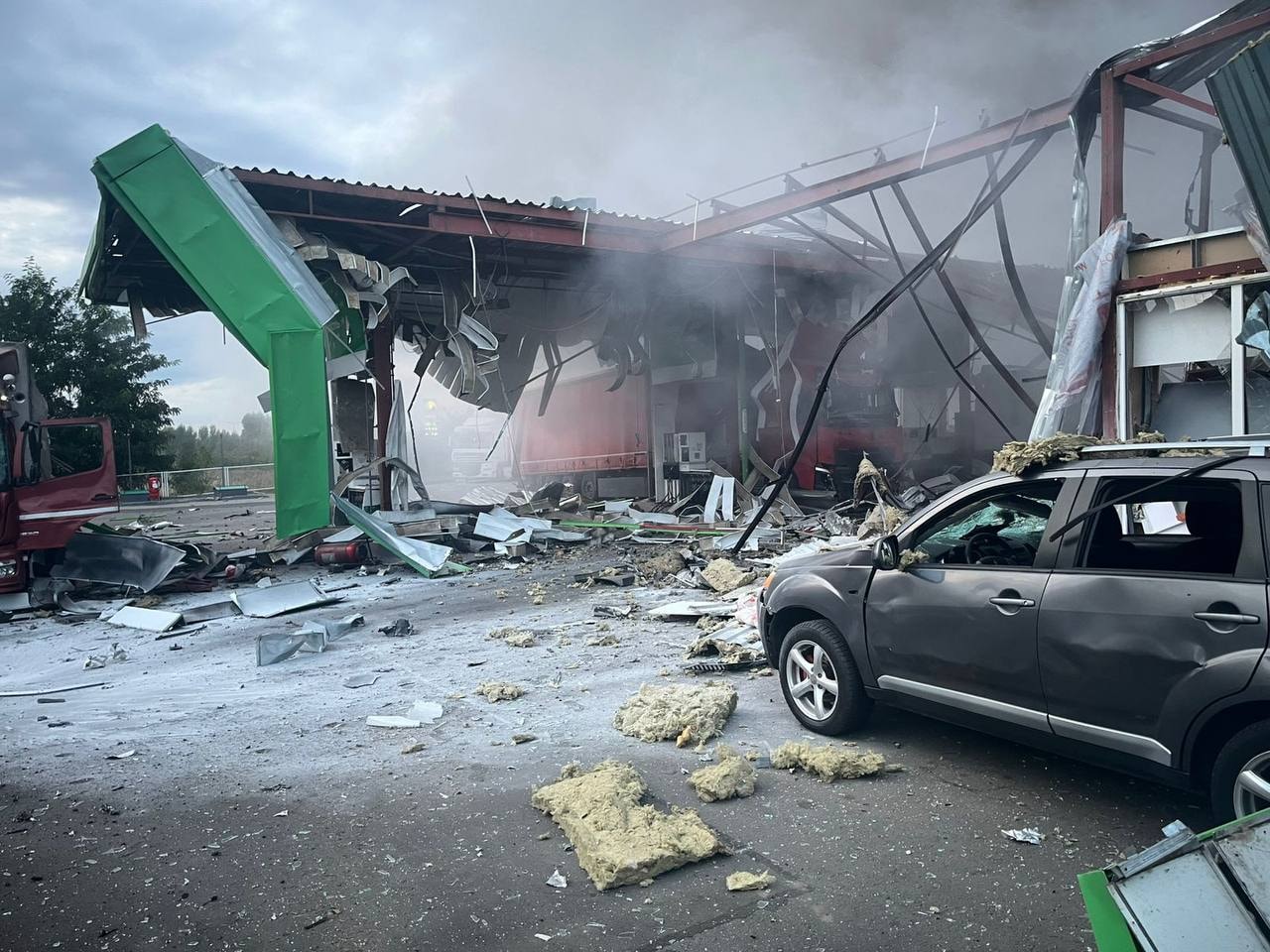 Russian attacks kill 3, injure 22 in Ukraine over past day, railway infrastructure hit overnight
