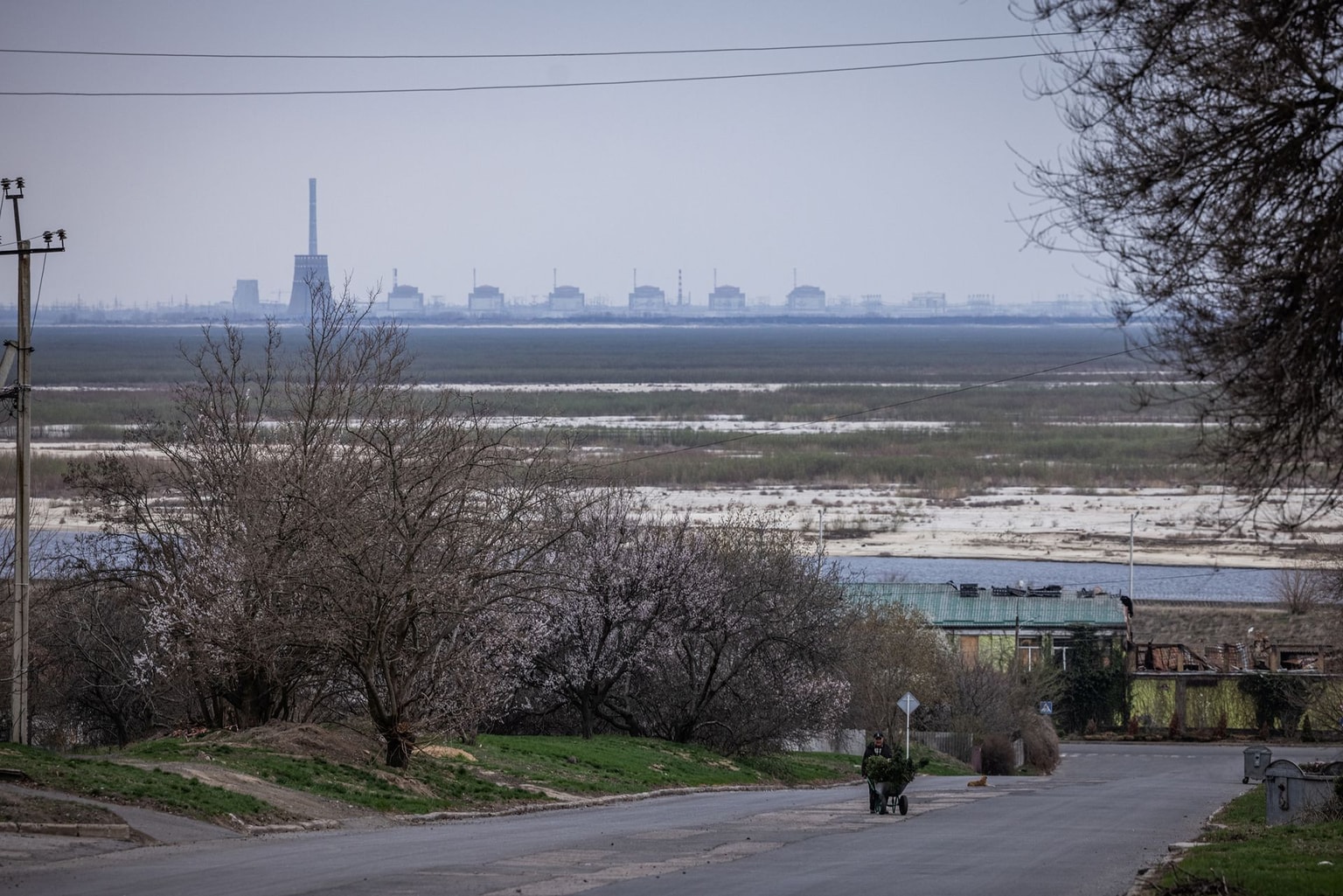 Repairs underway at Zaporizhzhia nuclear power plant as ceasefire zones established, IAEA says