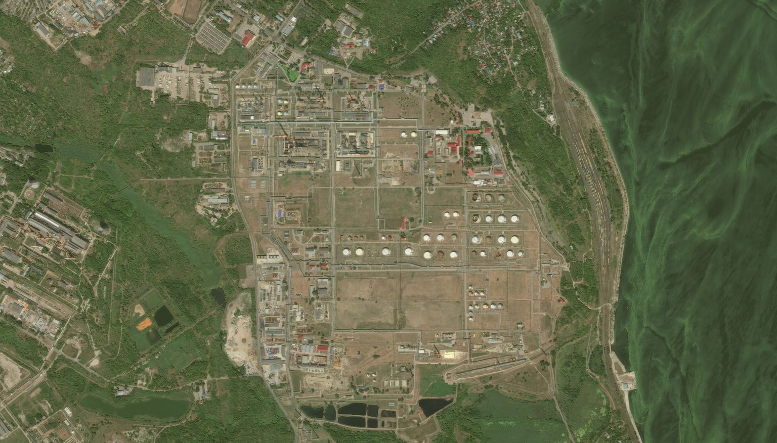 Ukraine war latest live: Drones pound Russia's Saratov oil refinery, Kyiv confirms strike