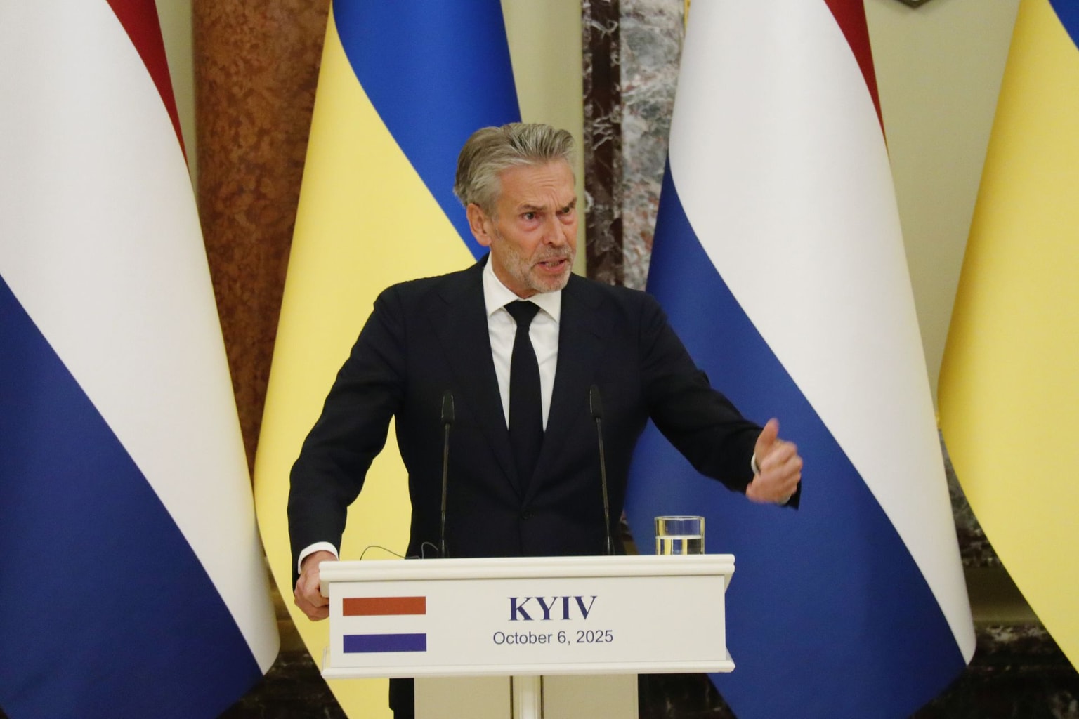 Exclusive: Europe believes Russia behind mysterious drone sightings but 'can't prove it,' Dutch PM says